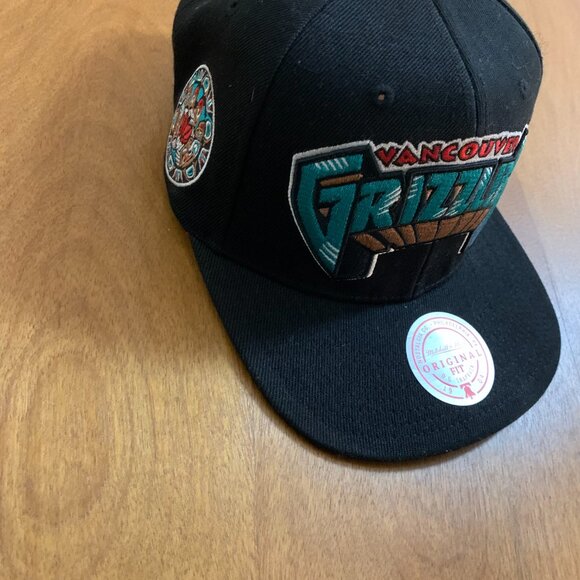 Snapback Grizzlies Cap - Picture 2 of 3